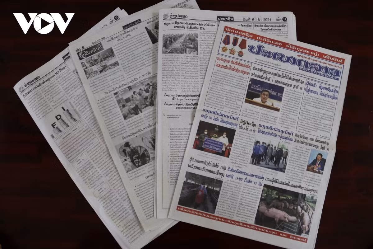 President Phuc’s visit to grabs Lao headlines -0