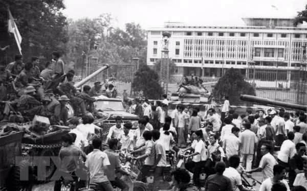 Vietnam continues pursuing aspiration for mighty nation -0