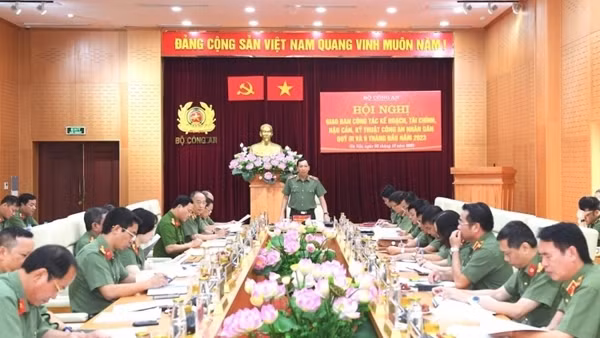 Vietnam acts to combat money laundering, terrorist financing ảnh 2