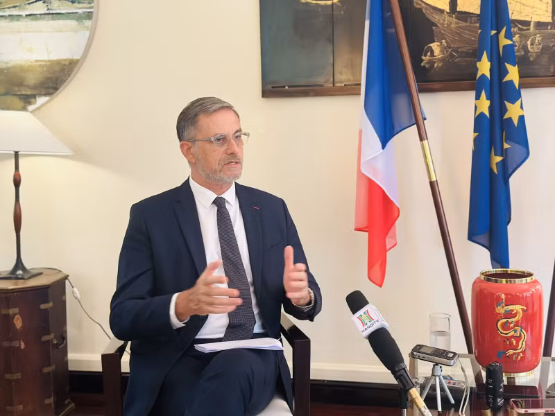 French Ambassador describes Vietnam - France relations as “Friendship, Partnership and Confidence” -2