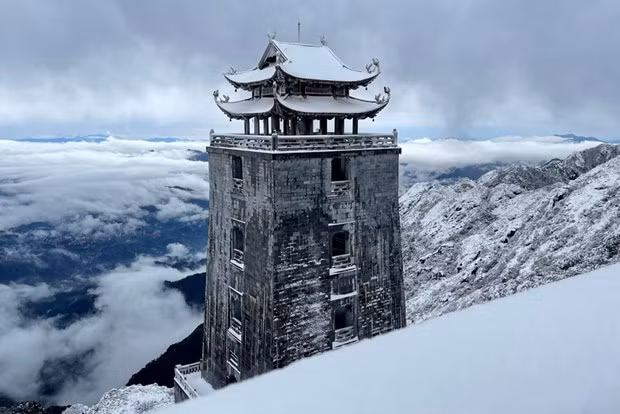 Sa Pa draws nearly 42,000 visitors during New Year holiday - 2