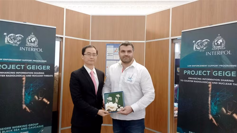Vietnam, Romania agree to expand cooperation between police forces via INTERPOL channel -0