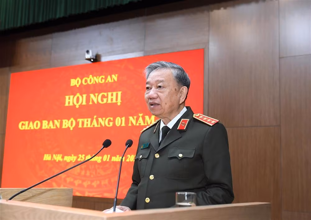 Ministry of Public Secuirty discusses measures to ensure order and security during 2024 Lunar New Year festival -0