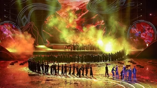 Famous artists to gather at Vietnam Dance Week 2023 ảnh 3