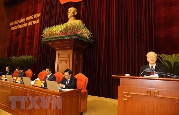First working day of 13th Party Central Committee’s mid-term meeting -0