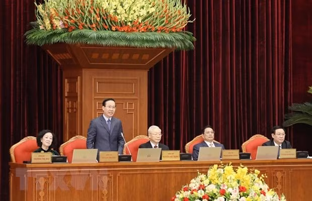 First working day of 13th Party Central Committee’s mid-term meeting -0
