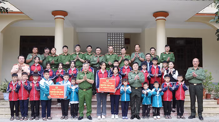 Police in Son La province basically reach 2022 working targets -0