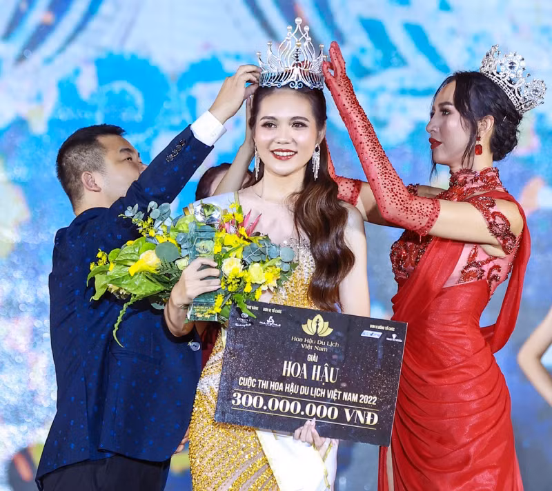 Miss Tourism Vietnam 2022 revealed -0