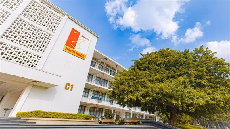 Seven Vietnamese tertiary education institutions meet international accreditation standards -0