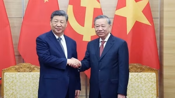 Vietnam–China relations develop comprehensively, benefiting both countries' people: Chinese Ambassador ảnh 2