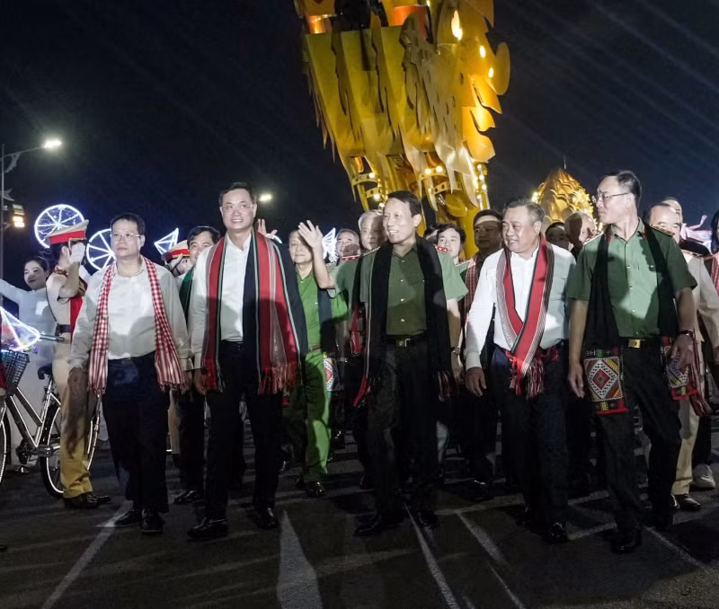 Special art programme “Peaceful Homeland” held in Da Nang -0
