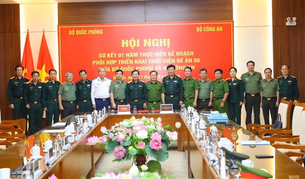 Ministry of Public Security, Ministry of National Defence review one-year of implementation of coordination plan to implement Project 06 -0