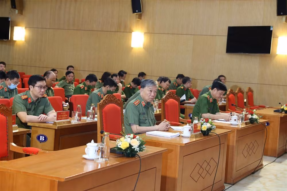 Police forces plan to ensure security, social order and traffic safety during national holidays -0