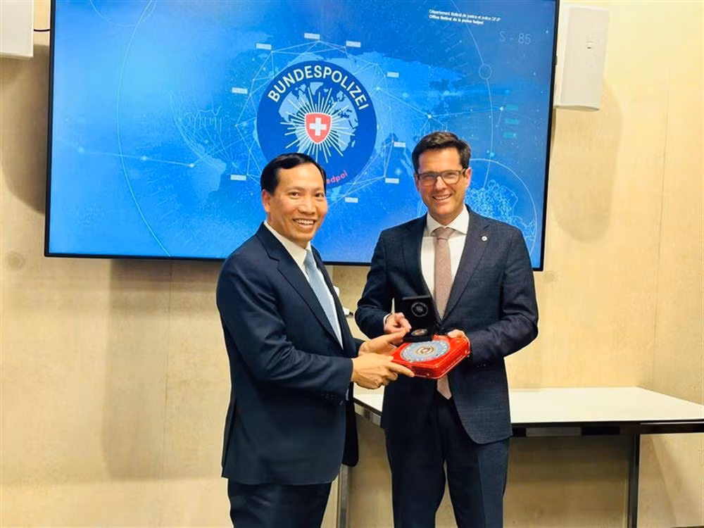 Vietnamese, Swiss police agree to strengthen cooperation -0