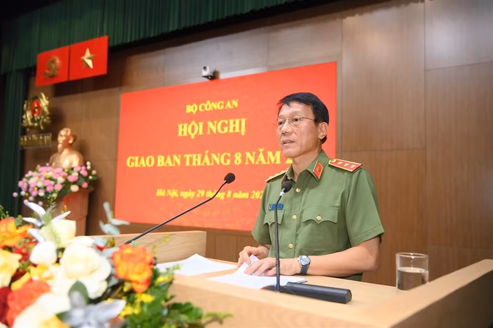 Ministry of Public Security reviews work results in August -0