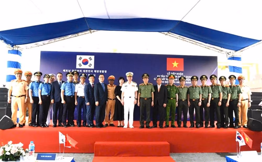 MPS receives patrol boats from Korean Coast Guard -0