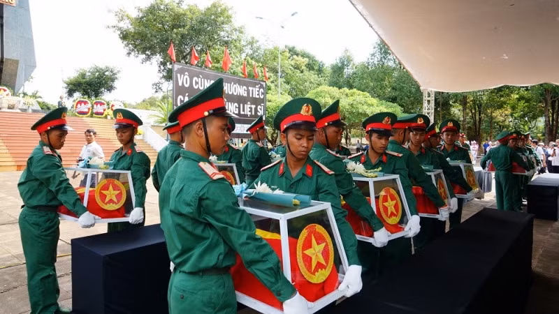 Remains of Vietnamese volunteer soldiers repatriated from Cambodia -0