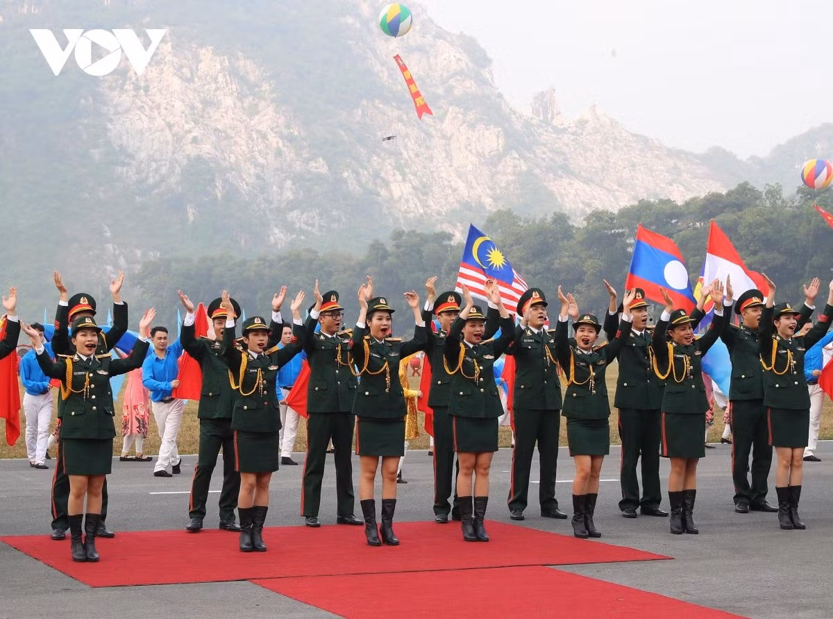 ASEAN Armies Rifle Meet 2022 opens in Hanoi -0