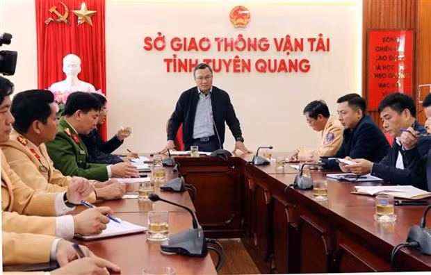 PM orders drastic measures after fatal road accident in Tuyen Quang -0