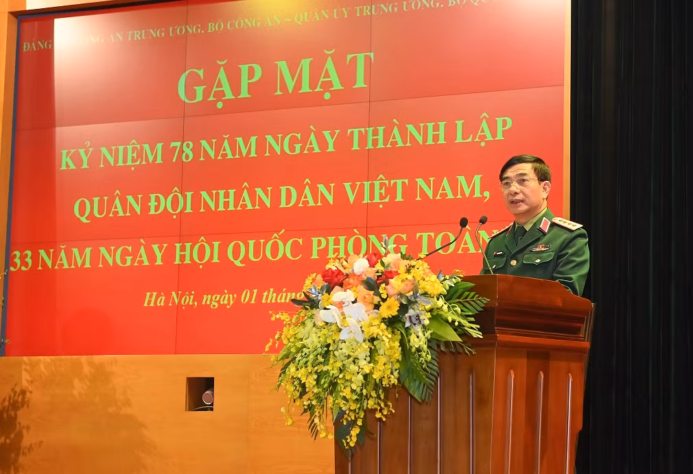 Leaders of Ministry of Public Security and the Ministry of National Defense celebrate the 78th founding anniversary of Vietnam People's Army -0