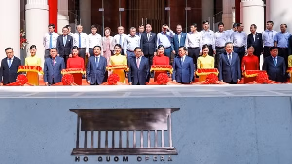 MPS holds special art concert program “Country full of joy” ảnh 4