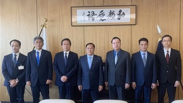 First Vietnam-Japan cultural exchange festival held in Okinawa ảnh 2