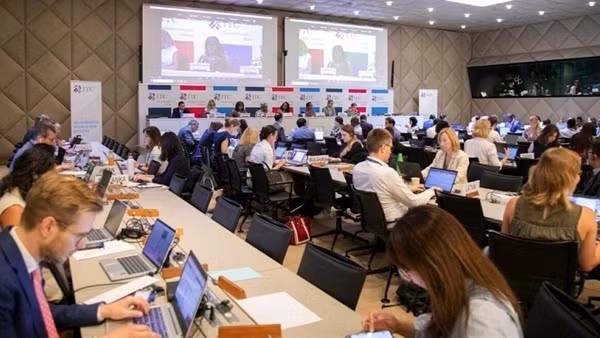 Draft law removes stipulation requiring realty transactions to be conducted on trading floors ảnh 2