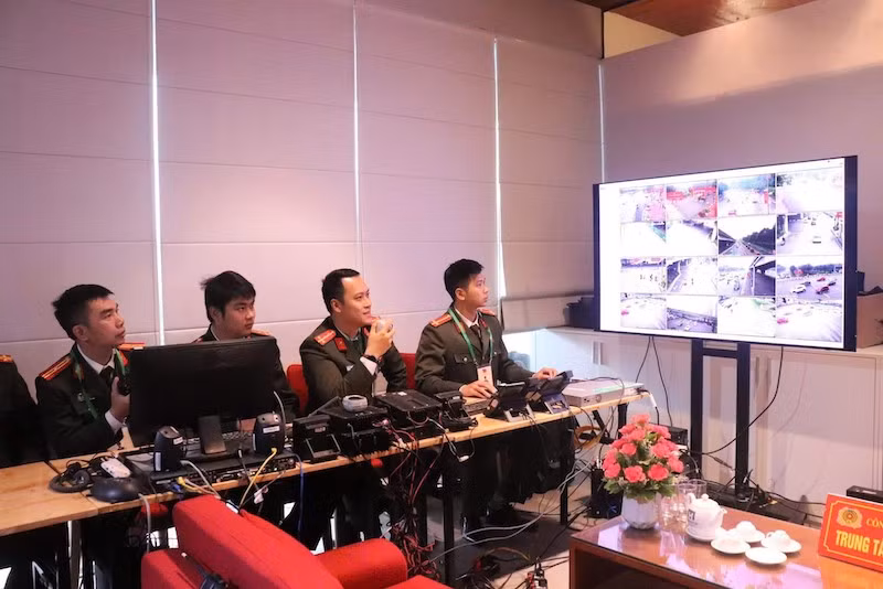 How the Command Information works during 14th National Party Congress -0
