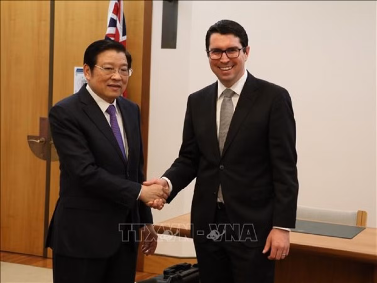 Party delegation pays working visit to Australia -0