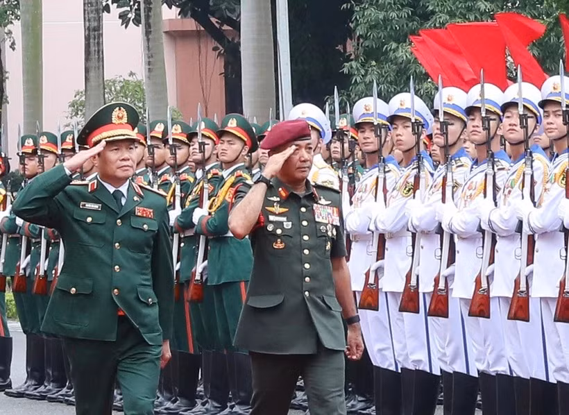 Chief of Malaysia’s Defence Force pays official visit to Vietnam -0