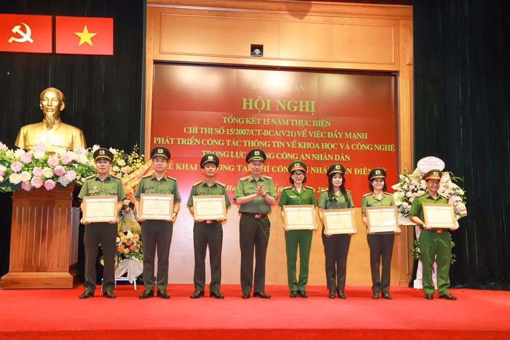 Ministry of Public Security launches Electronic Public Security Magazine -0
