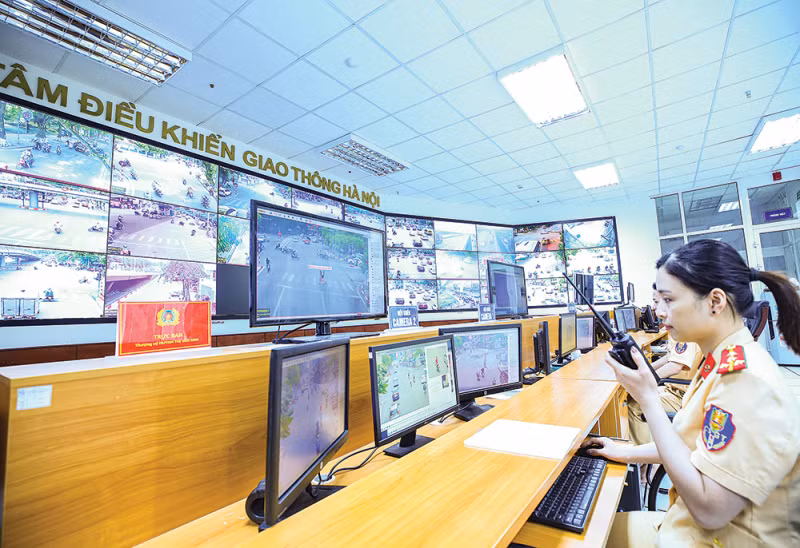 “Magical traffic eyes” help monitor traffic in Binh Dinh -0