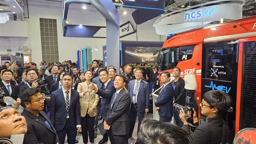 Vietnam, Singapore seek to strengthen cooperation in cyber security -0