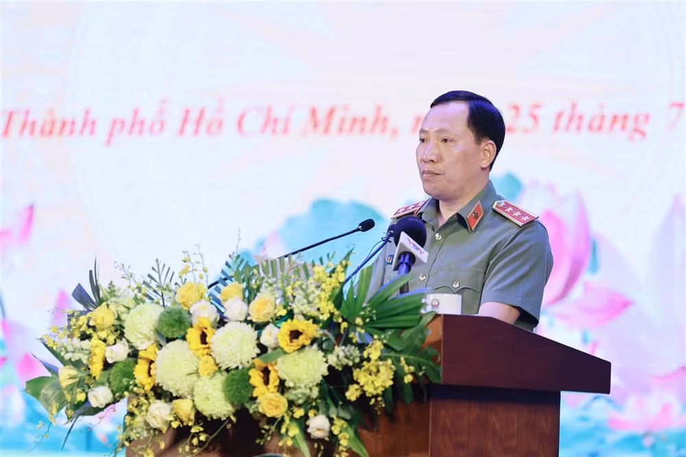 Deputy Minister Le Van Tuyen attends 