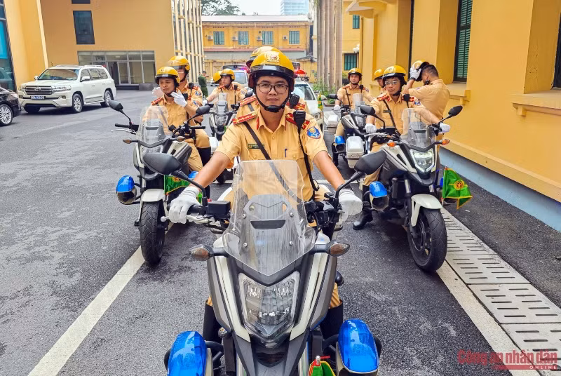 Police encourage people to report on traffic violations -0