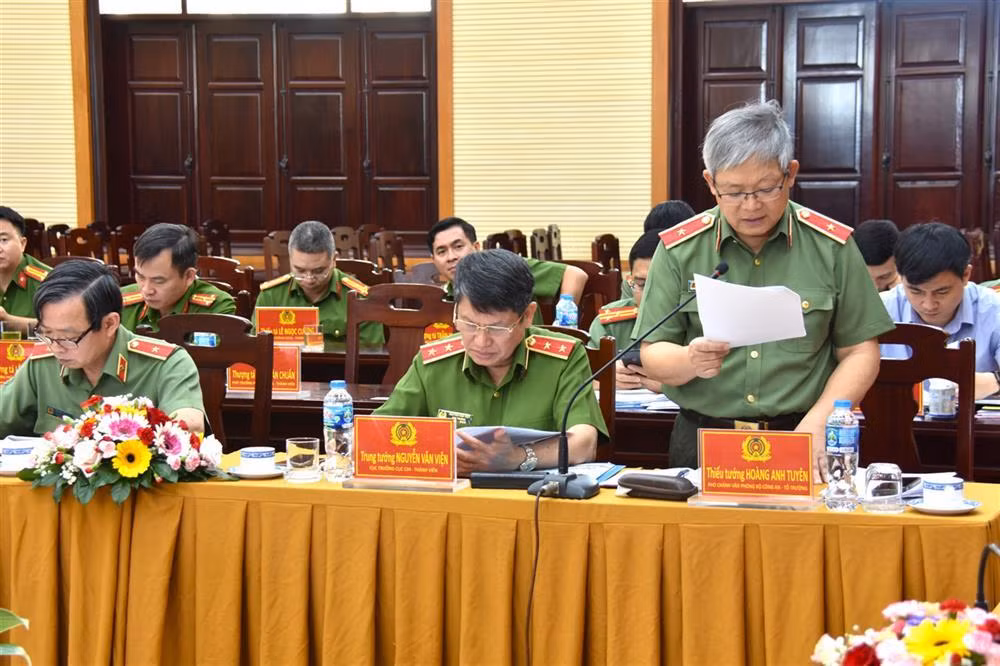 Deputy Minister Nguyen Van Long inspects Ba Ria-Vung Tau Provincial Police Department's work -1