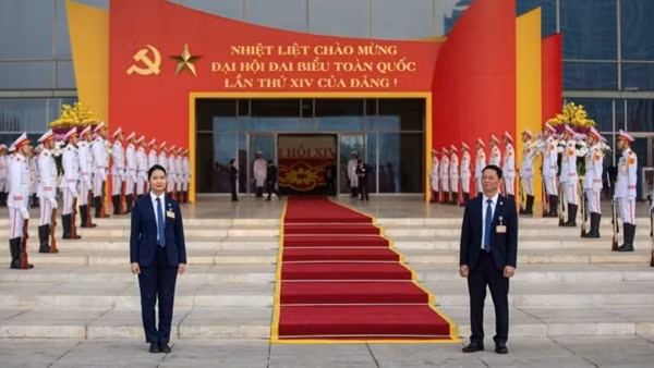 PM urges accelerating transport infrastructure development to support double-digit growth ảnh 4