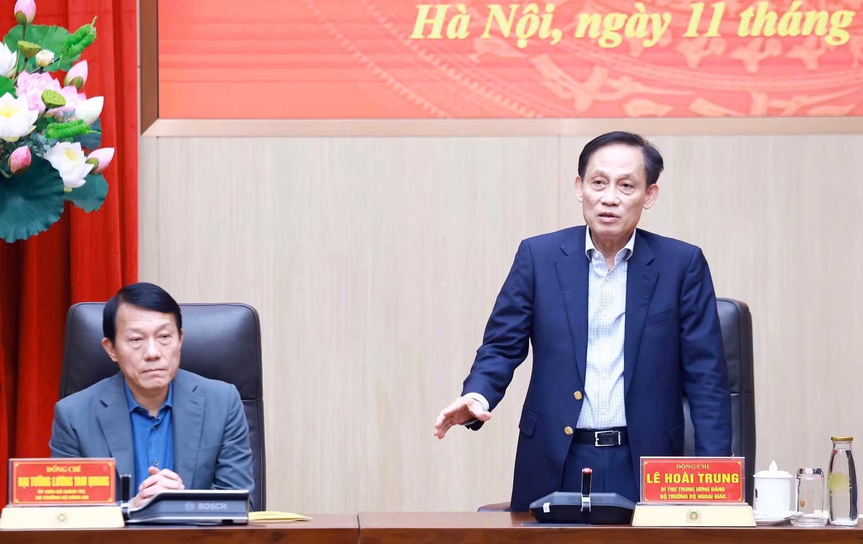 MPS leadership meets with newly appointed heads of Vietnamese diplomatic missions abroad -0