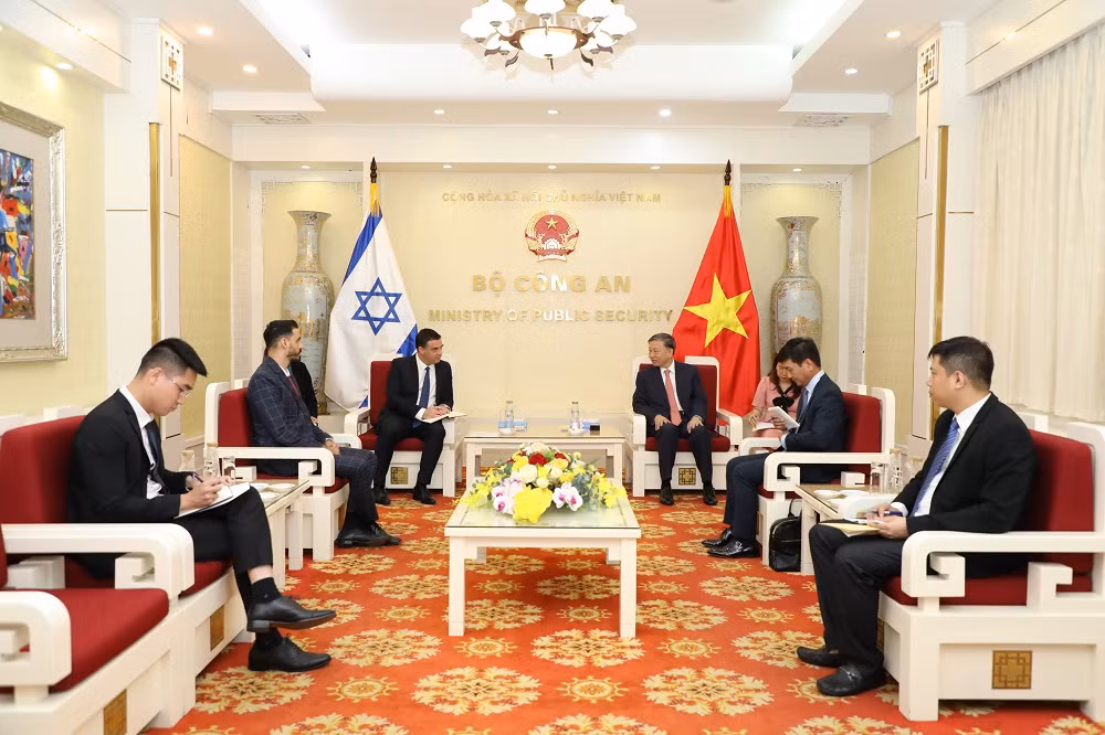 Minister of Public Security receives outgoing Israeli Ambassador -0