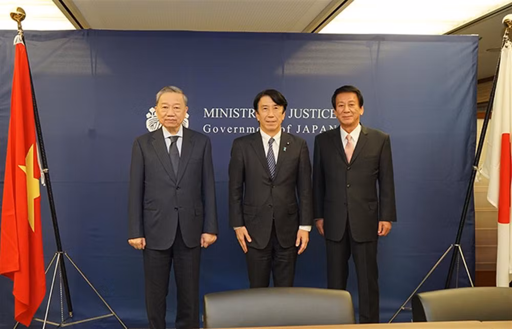 Minister To Lam meets high-ranking Japanese officials -0