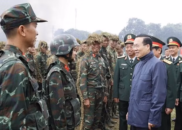 State leader examines combat readiness at Special-task Arm -0