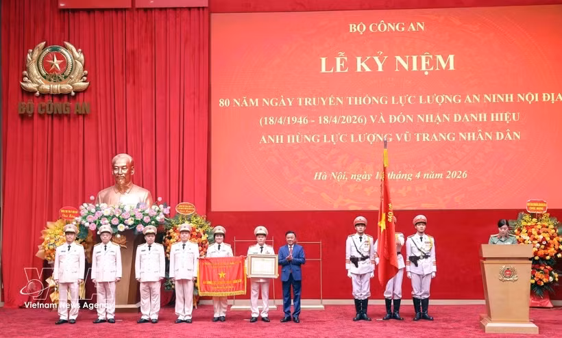 Homeland security force awarded top honour on 80th anniversary -0