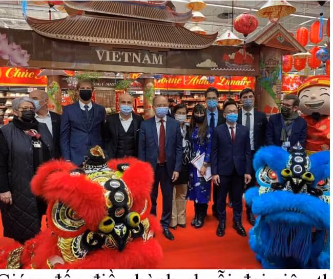 Vietnamese Tet week at French hypermarket kicks off -0