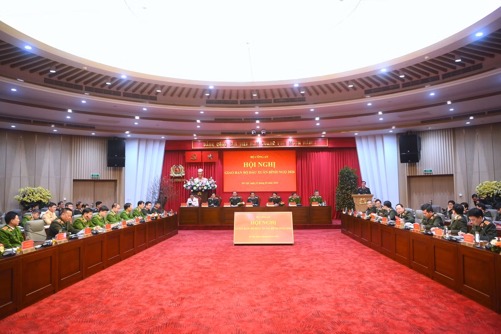 Public Security Forces accomplish the mission of ensuring security and order during Tet holiday -0