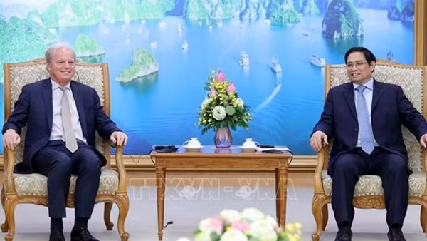 Police support mountainous people in overcoming consequences of rainstorms ảnh 4