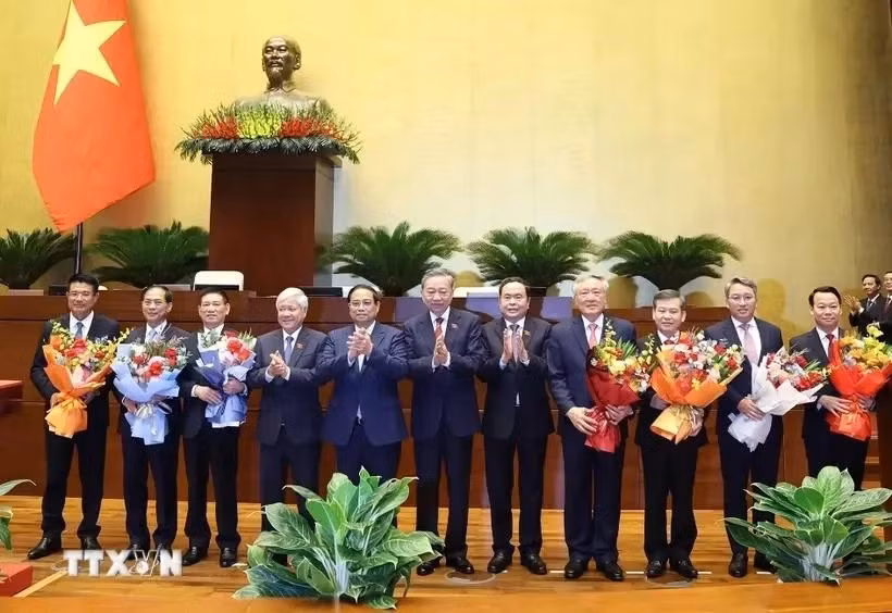 Legislature approves appointment of 3 deputy PMs, 2 ministers -0