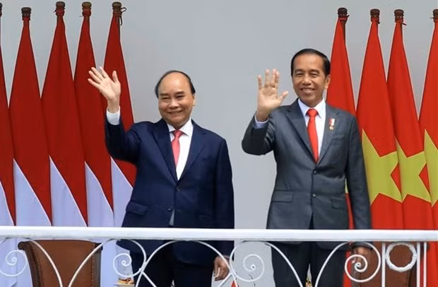 Indonesian President hosts welcome ceremony for President Nguyen Xuan Phuc -0