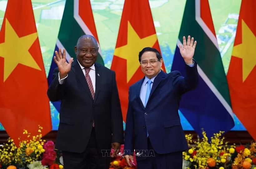 Vietnam, South Africa promote partnership for cooperation, development -0
