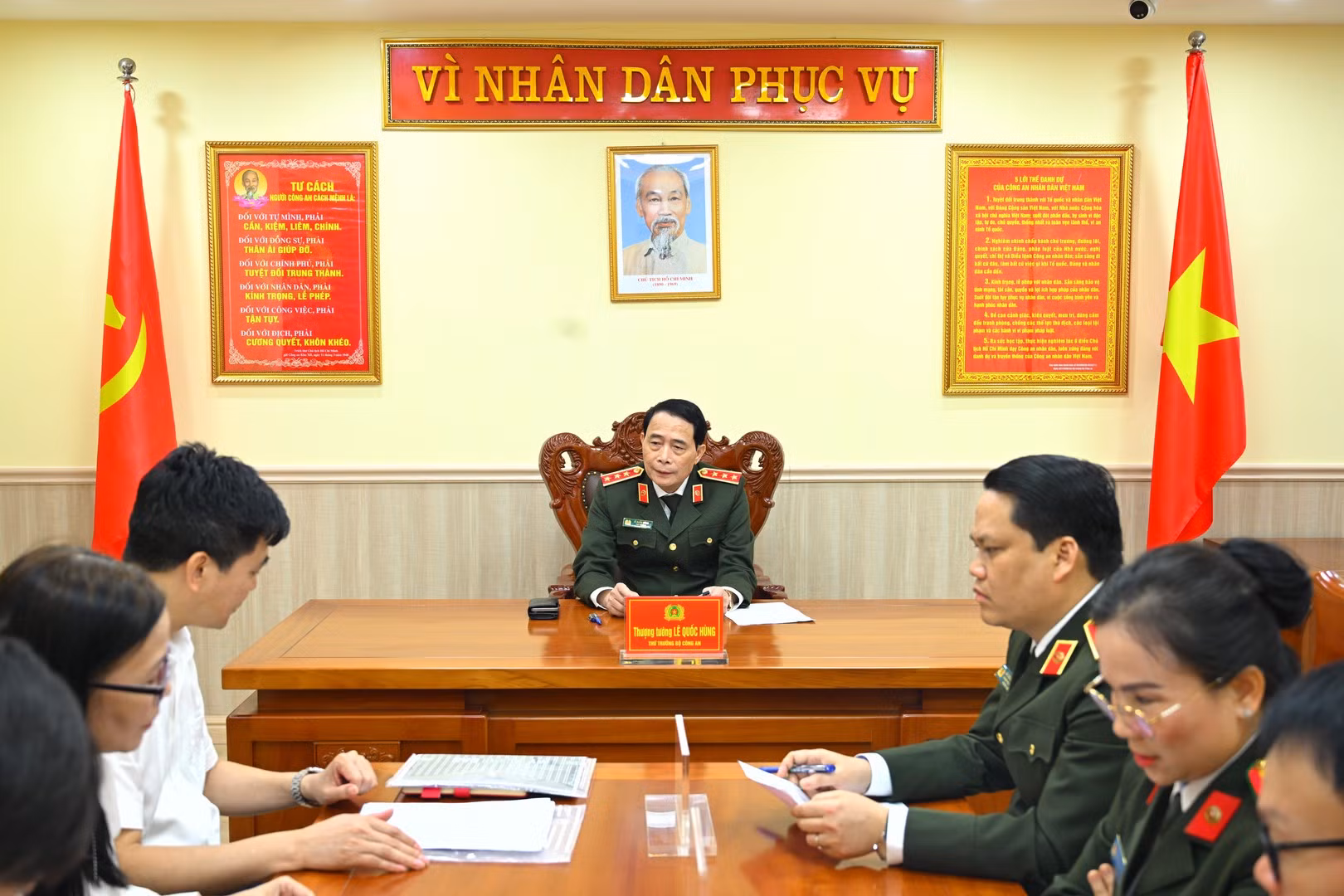 Deputy Minister Le Quoc Hung holds March 2026 citizen meeting -0
