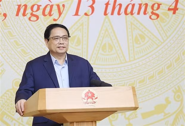 PM requests actions to ease difficulties for forestry-fishery sectors -0